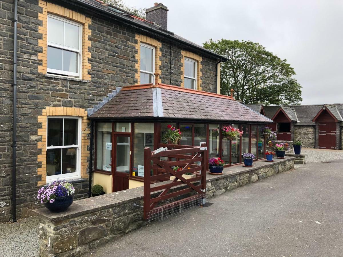 Llangwyryfon Country Breaks Bed and Breakfast Aberystwyth Eksteriør billede
